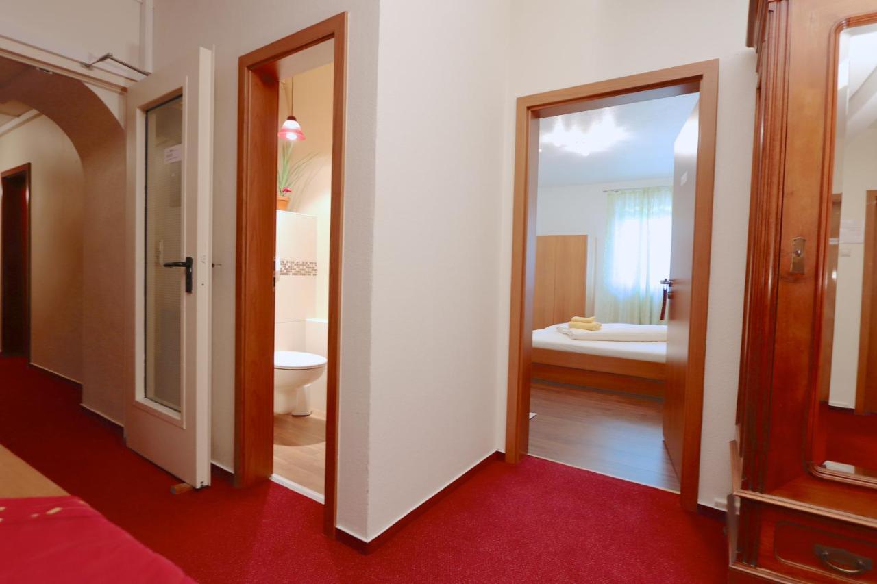 Kork Hotel Krone מראה חיצוני תמונה